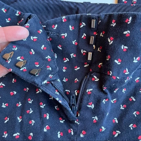 THE LIMITED Drew Fit Navy Ankle Pant Size 0 Floral Print Slim Fit - Picture 3 of 8